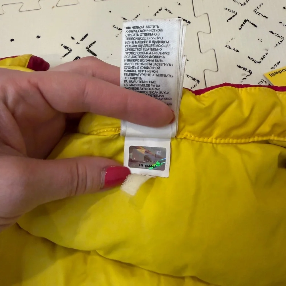 The North Face toddler down jacket 12-18M‎